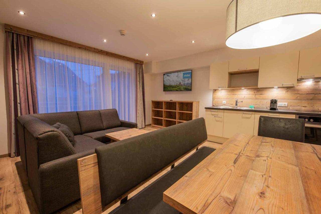 Ferienhaus Gipfelblick Neustift im Stubaital Bagian luar foto